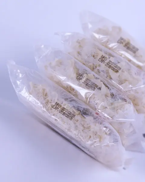 Marcaje y codificación sobre bolsa de plástico alimentos